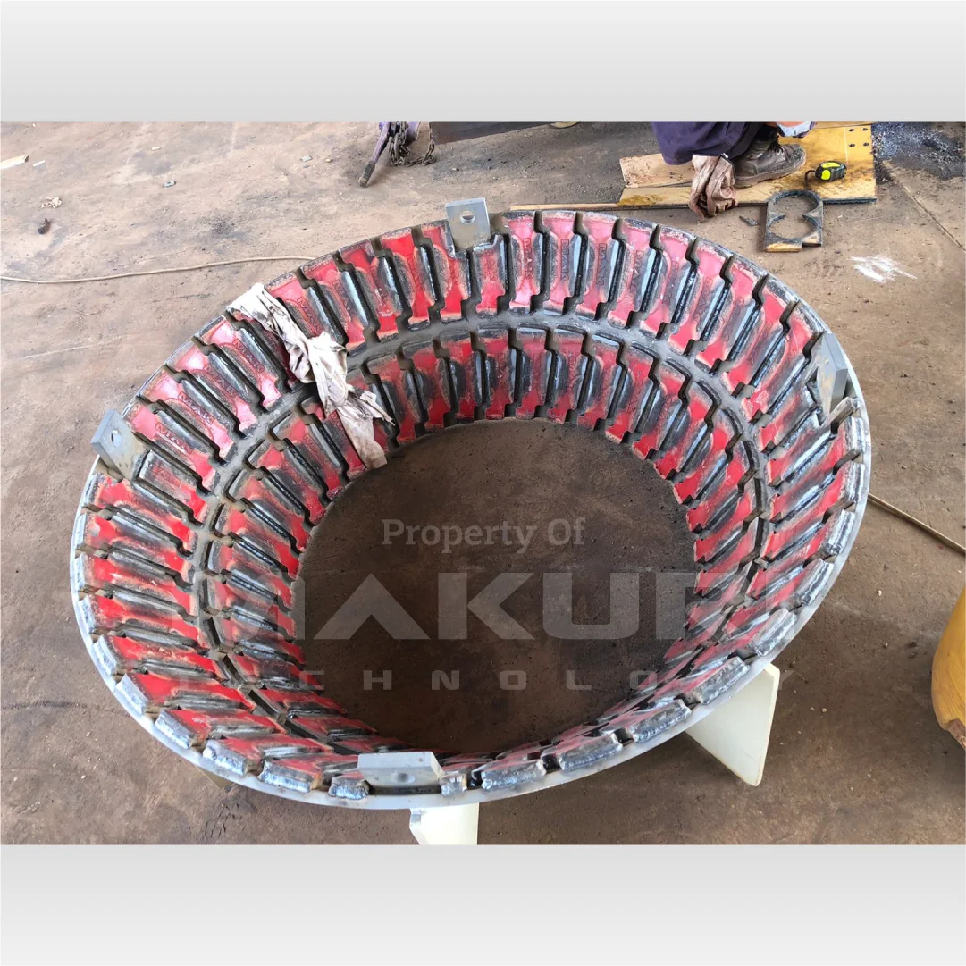 Makuri Feed Cone Liners Installed